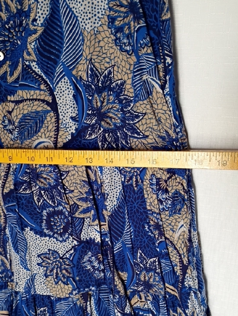 Velvet By Graham & Spencer Mini Dress Blue and Beige Floral Sleeveless Size M - Picture 7 of 11
